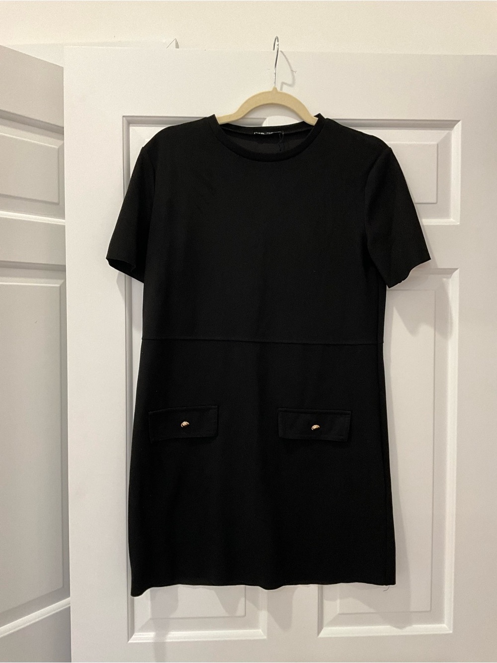 Zara Black Short-Sleeve Mini Shift Dress with Pocket Flaps